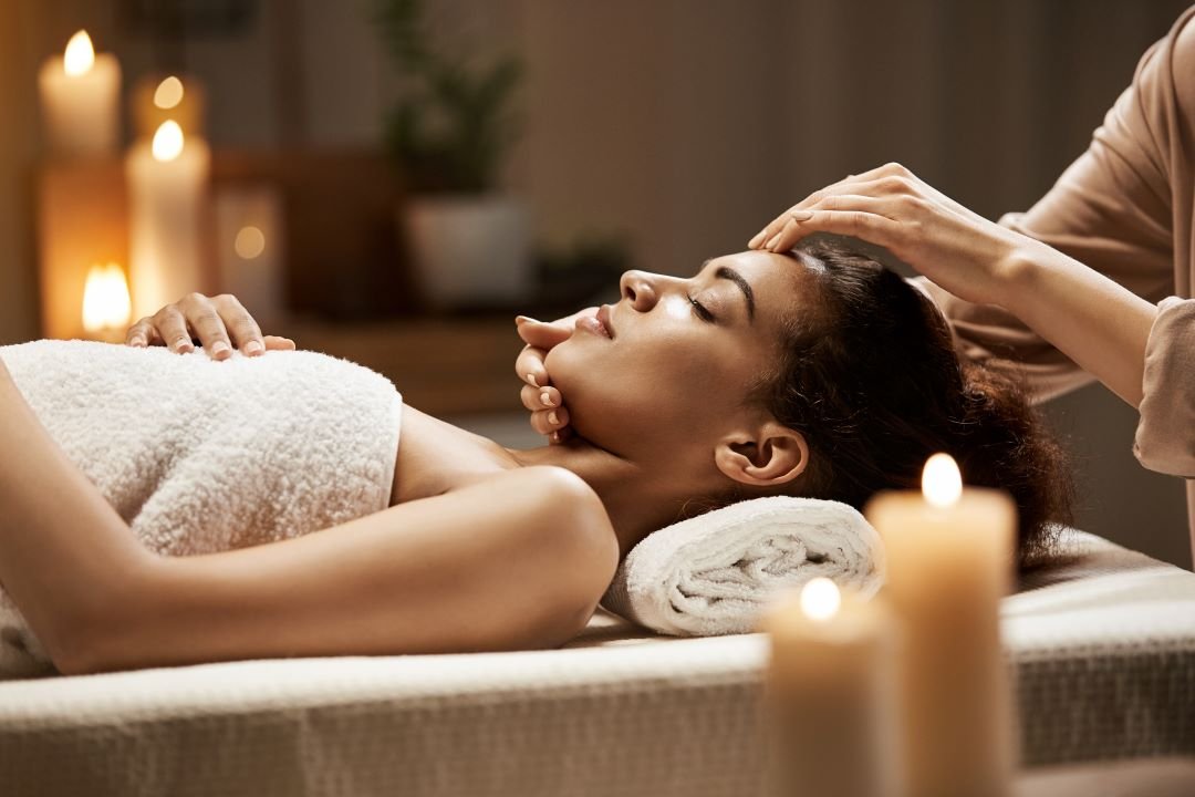 5 Must-Try Spa Treatments for Ultimate Relaxation at Deluxie Spa